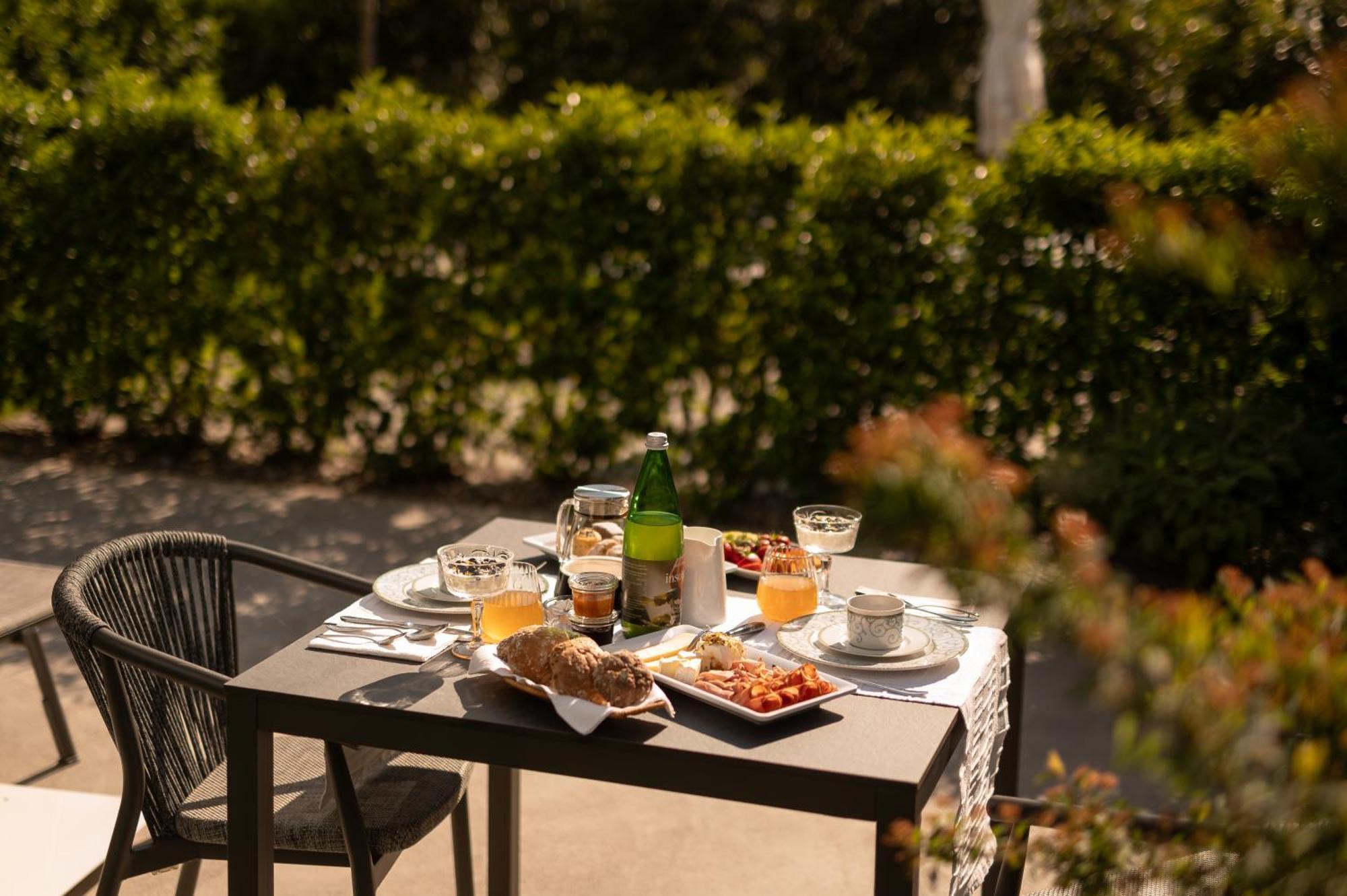 Agriturismo Insolito แตร์ลาโน ภายนอก รูปภาพ